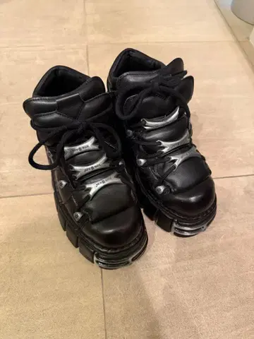 NEWROCK 부츠 뉴락 블랙 37