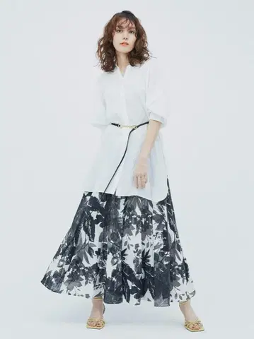 미라 오웬 턱 플레어 롱 스커트 플라워 1