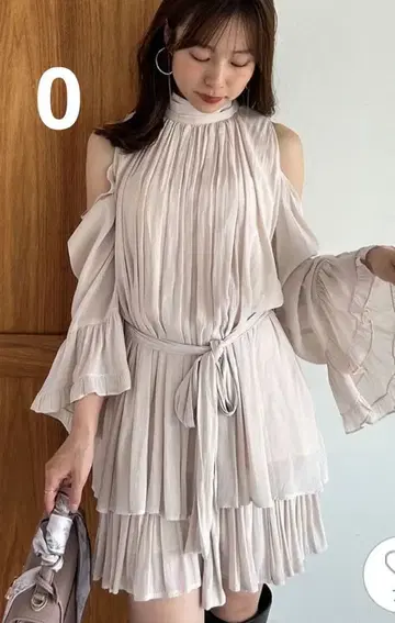 SNIDEL 콜드 숄더 셋업 PKBG 0