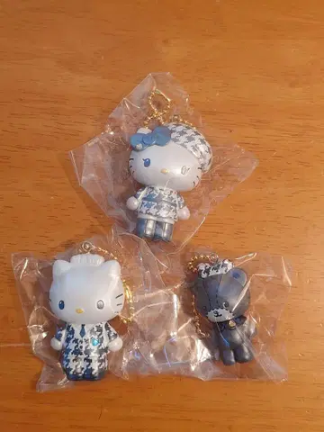 모노크롬 걸리시 시크릿 마스코트 참 3종 세트