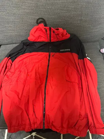 ROMEO CROWNS 후드 부착 나일론 자켓