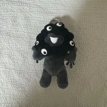 오사카 간사이 엑스포 키링 블랙 미야쿠미야쿠 스탠딩