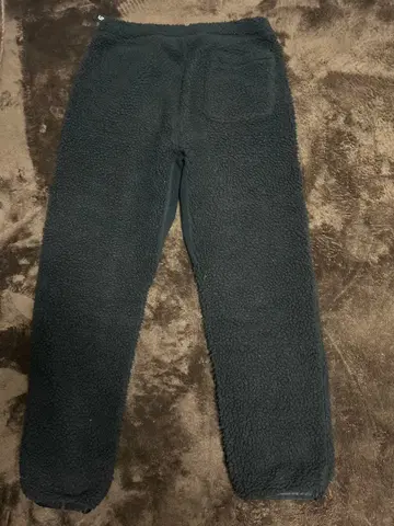 UNDEFEATED 플리스 조거 팬츠 블랙