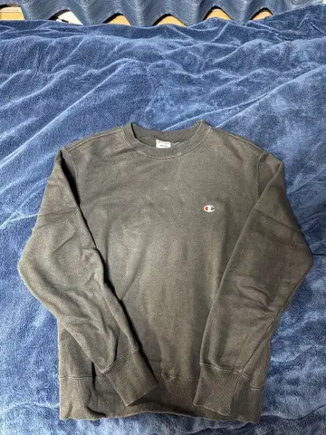 Champion 크루넥 트레이닝복 M 사이즈 다크 그레이