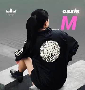 adidas oasis 블랙 저리 새상품 Size M