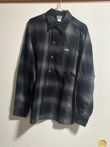 칼탑 CALTOP 옴브레 체크 긴팔 플란넬 셔츠