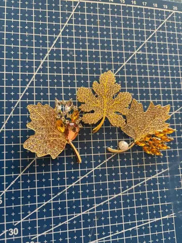 미사용 빈티지풍 골드톤 빛나는 메이플 리프 브로치 핀 3개 세트