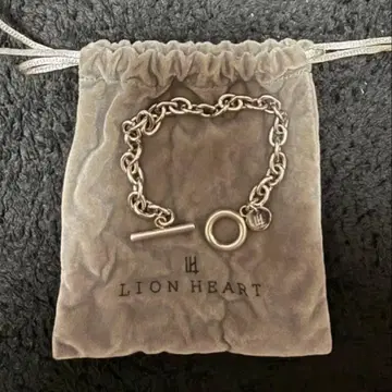 LION HEART 실버 체인 팔찌