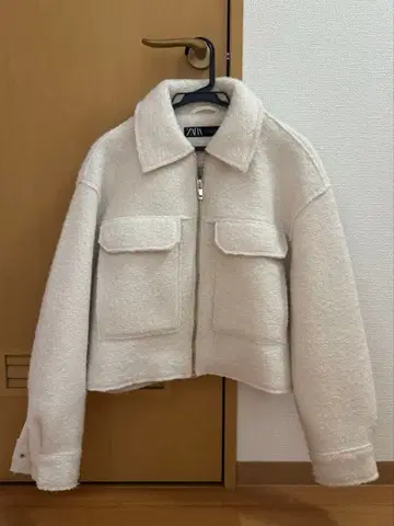 ZARA 아이보리 아우터 자켓