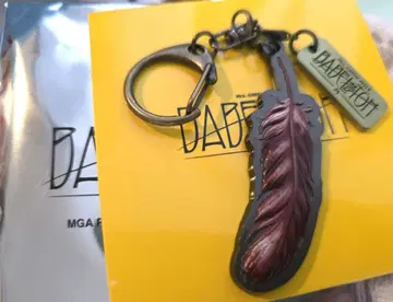 미세스 그린애플 바벨탑 가챠 키링 오오모리 모토키 깃털