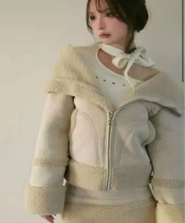 andmary Gigi 무스탕 재킷 안도마리 무스탕 코트