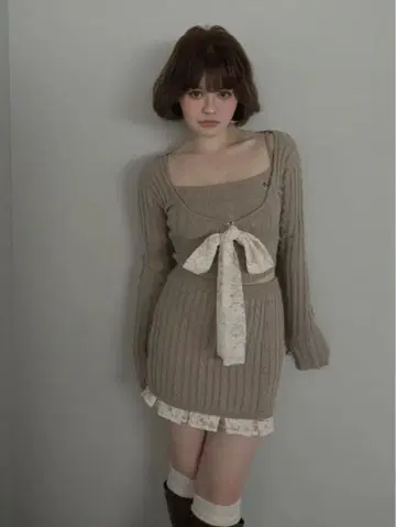 andmary Sasha lace set up