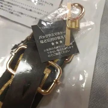 스마트폰 케이스용 스트랩 블랙과 골드