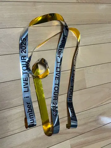 Number_i LIVE TOUR 2025 은색 테이프