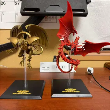 유희왕 피규어 몬스터 레기온 오시리스의 천공룡 라의 익신룡