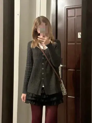 다크 브라운 니트 가디건