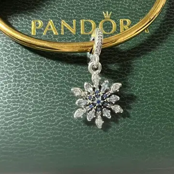 판도라 Crystalized Snowflake 댕글 참