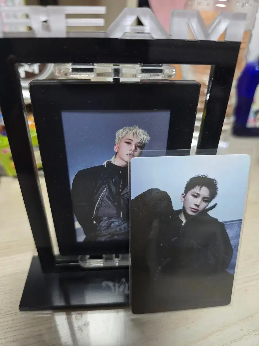 Seventeen Hoshi Woozi Poca Stand