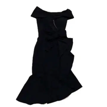 [ Andy 앤디 ] 오프숄더 블랙 드레스 플레어