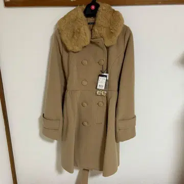 [ INGNI ] 미사용 새상품 버튼 달린 퍼 코트 M 카멜