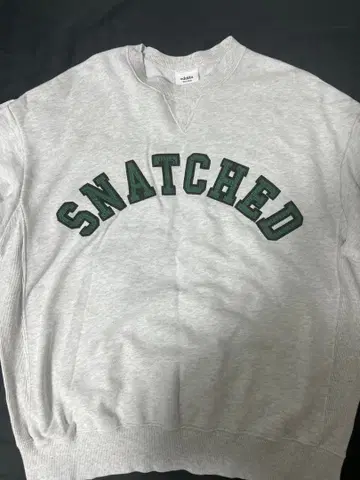 edakka SNATCHED 그레이 맨투맨 M