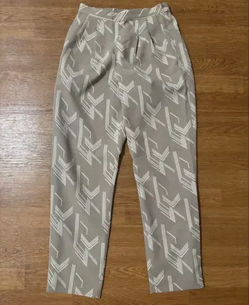 [ 새상품급 ] JOURNAL STANDARD 슬랙스 36 당일 발송