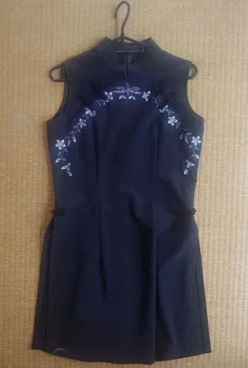 CHINAROU 아오자이풍 튜닉 ARO 자수 원피스