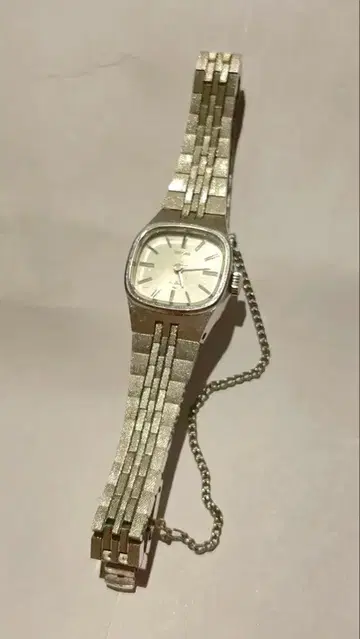 하이 비트 수동 와인딩 여성용 손목시계