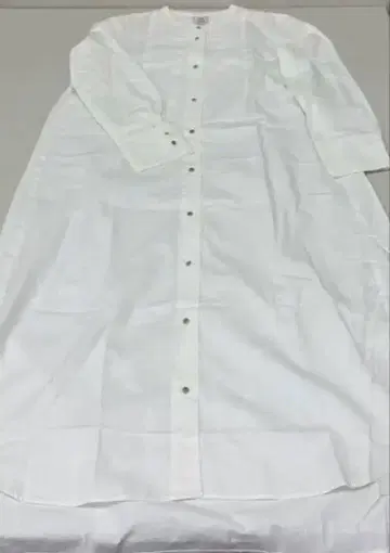 화이트 코튼 롱 셔츠