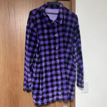 긴팔 셔츠 보라색과 블랙 체크