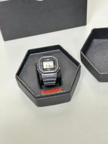 G-SHOCK 나노 DWN-5600-1JR 블랙