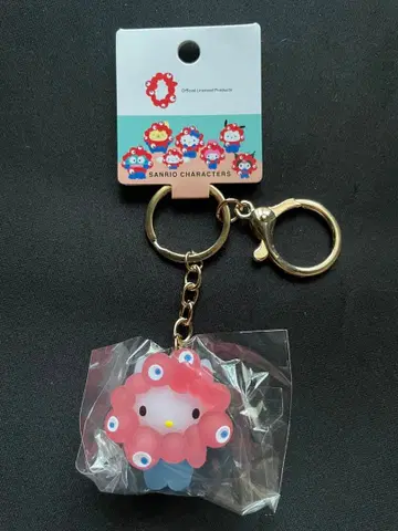 산리오 미야쿠미야쿠 변신 입체 마스코트 클리어 컬러 키링 키티