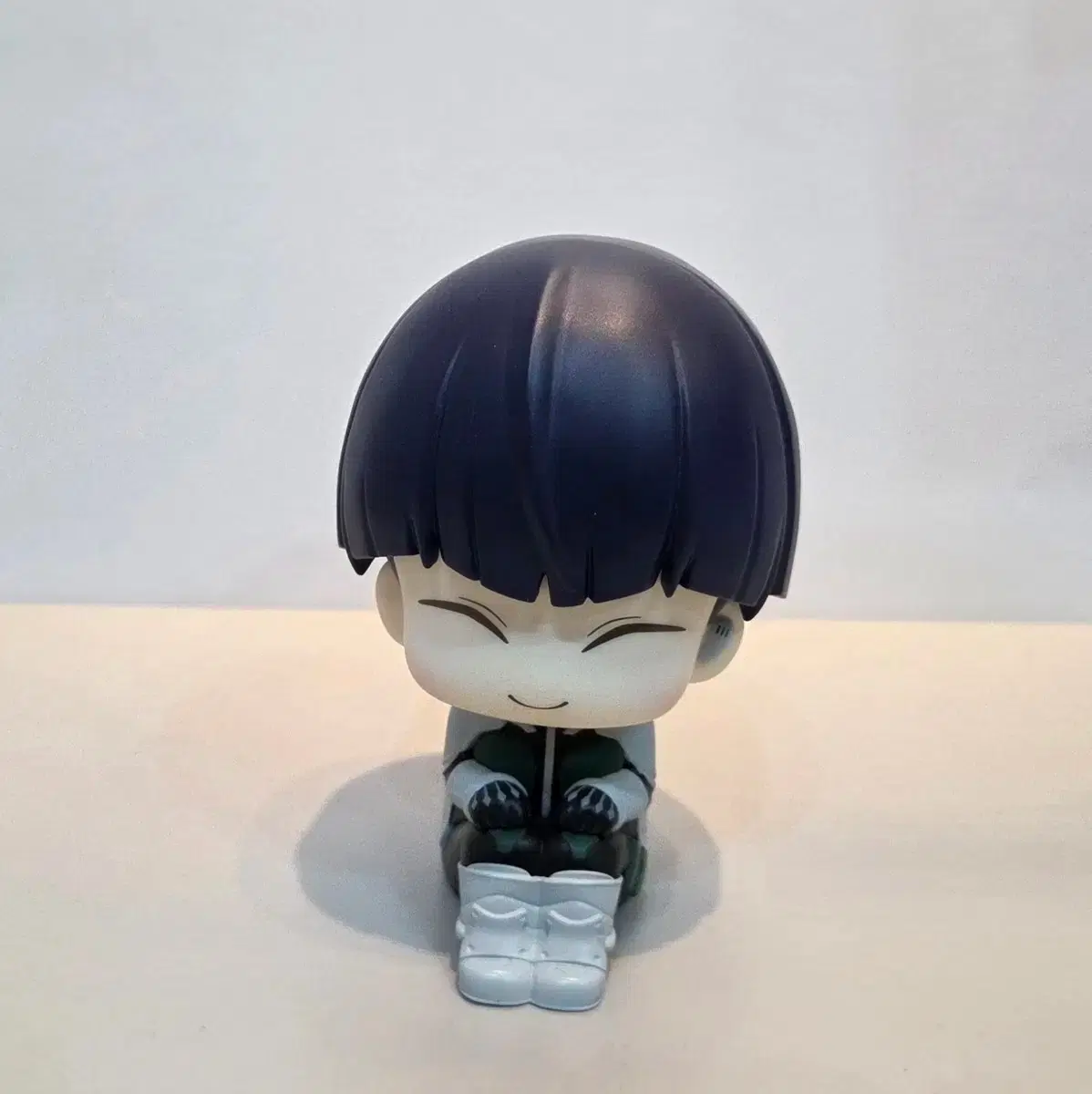 Kaiju No.8 Hoshina Look Up