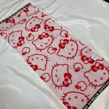 단종 새상품 마루신 페이스 타월 산리오 헬로키티 올 패턴 면100%