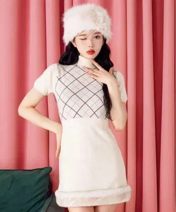 다리치 체크 퍼 니트 미니 원피스