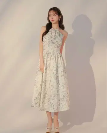 DEA 디어 꽃무늬 홀터넥 플레어 롱