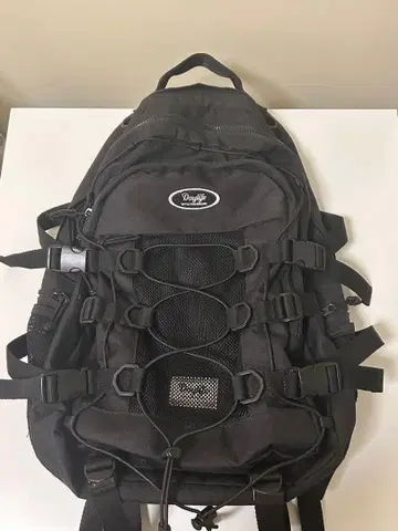 Daylife 데이라이프 백팩 블랙