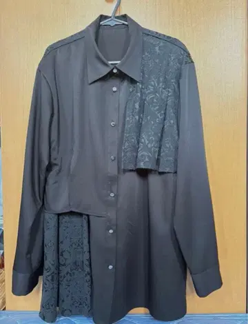 HARE 아지메 플리츠 이소자이 셔츠 블랙