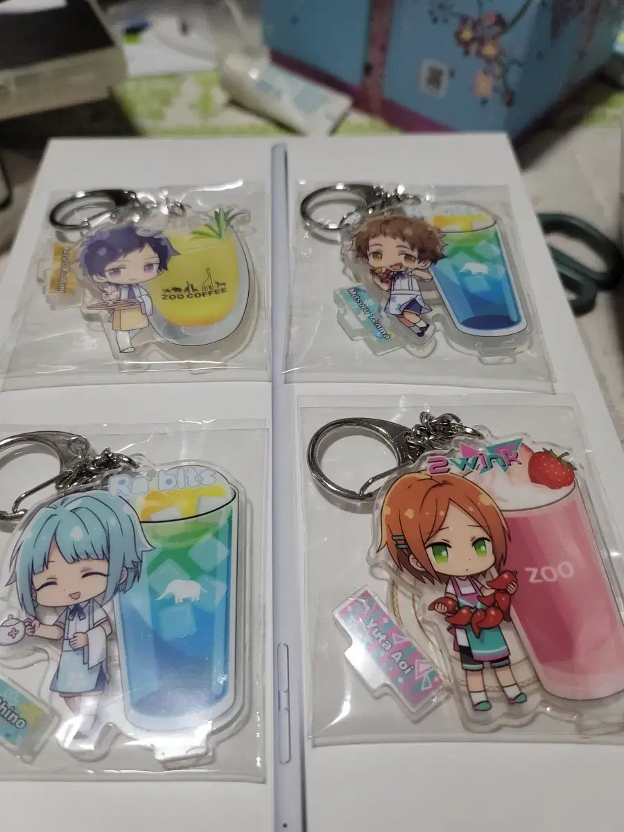 Ensemble Stars! zoo cafe collaboration keychain