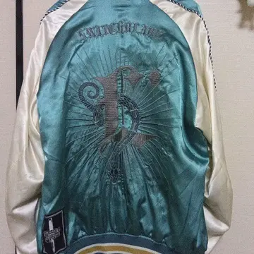 Switchblad HYDE 스카잔