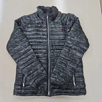 ABERCROMBIE & FITCH 블랙 다운 자켓