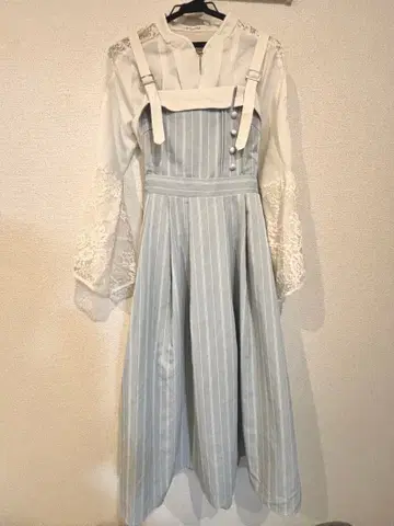 axesfemme 블라우스 x 자수 장식 점프수트 세트 판매