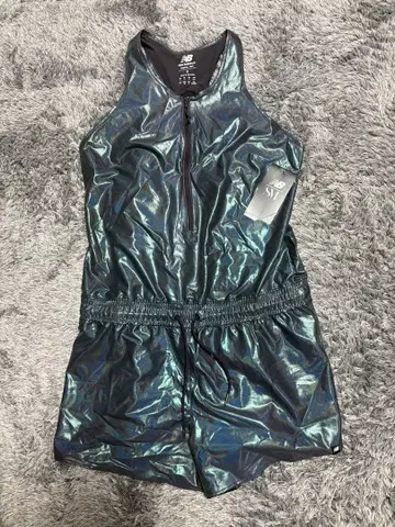 [ 새상품 ] New Balance 메탈릭 블루 살로펫