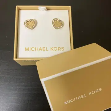 새상품 MICHAEL KORS 귀걸이 골드 기프트 BOX 포함
