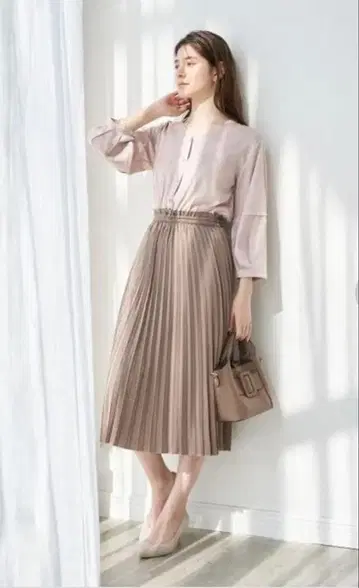 [ 새상품급 ] YECCA VECCA 바이컬러 플리츠 원피스 프리 사이즈