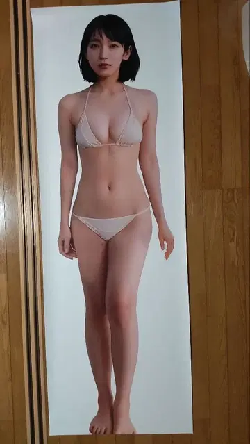 요시오카 리호 등신대 포스터