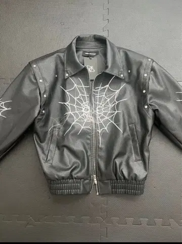 Argue Calture 페이크 가죽 자켓 블랙 M 사이즈