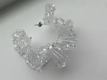 아오이 호리구치 한쪽 귀걸이