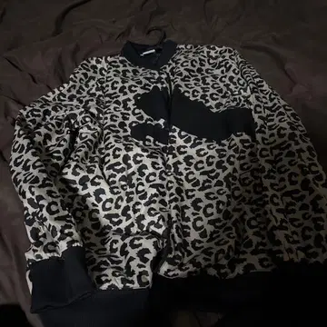 [ 기간 한정 가격 인하! ] PUMA 레오파드 나일론 자켓