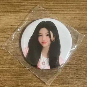 새상품 ILLIT 아이릿 Glitter Day 원희 캔뱃지